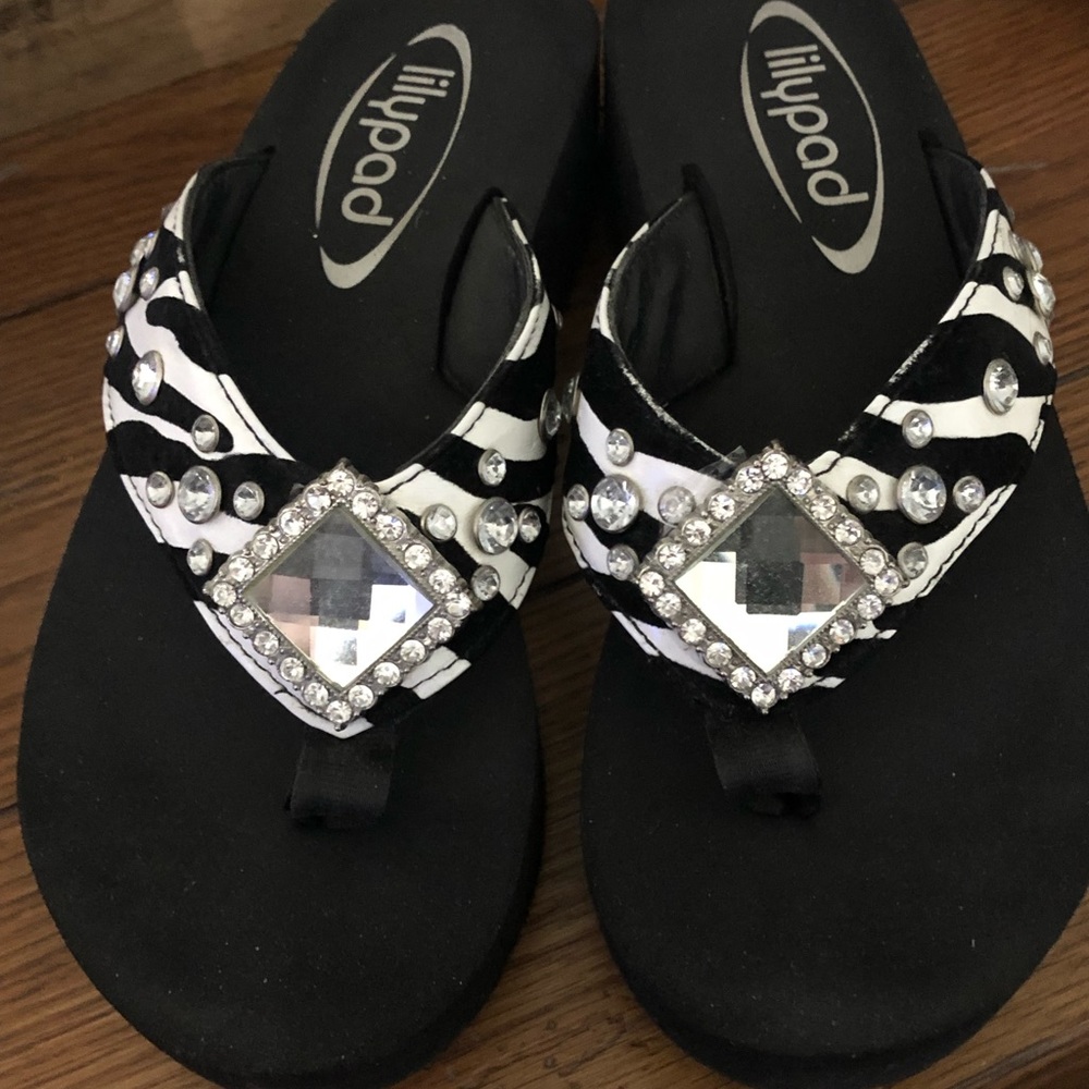 Vintage Lily pad sandals